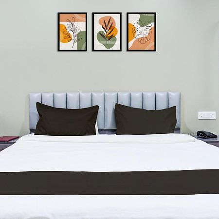 Super Collection O Pashan-Sus Road Baner Formerly Grey Stone Pune Extérieur photo